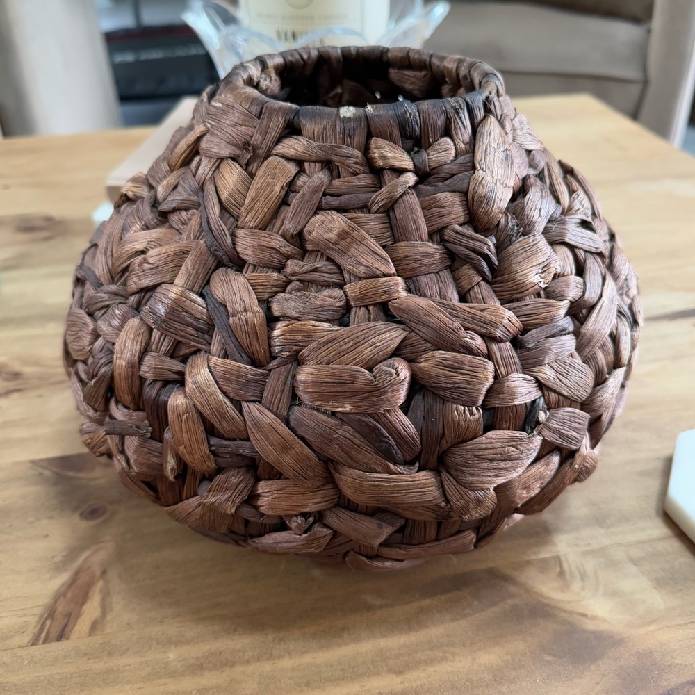 Home Decor Collection Natural 8" Hyacinth Vase Handcrafted Dark Brown Woven